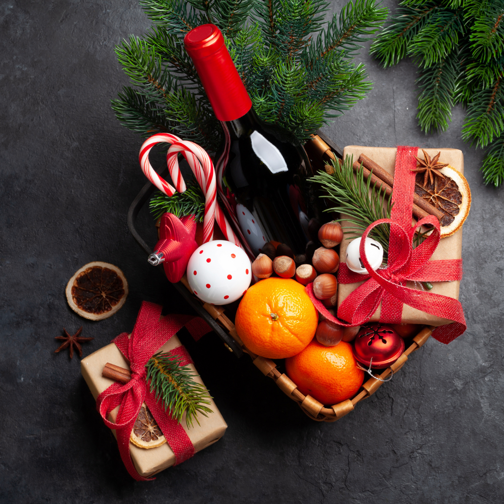 Cesti per confezioni natalizie: una tradizione che parla di stile e branding