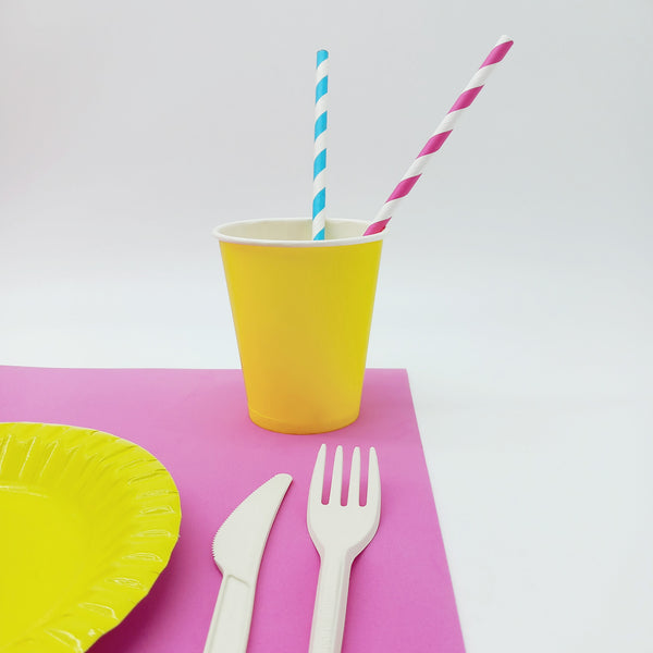 Confezione da 60 bicchieri usa e getta per feste - Bicchieri di carta colorati da 250 ml Bicchieri usa e getta - Bicchieri di carta multicolori per bevande calde Bevande fredde Caffè Confezione da 60 bicchieri usa e getta per feste - Bicchieri di carta colorati da 250 ml Bicchieri usa e getta - Bicchieri di carta multicolori per bevande calde Bevande fredde Caffè
