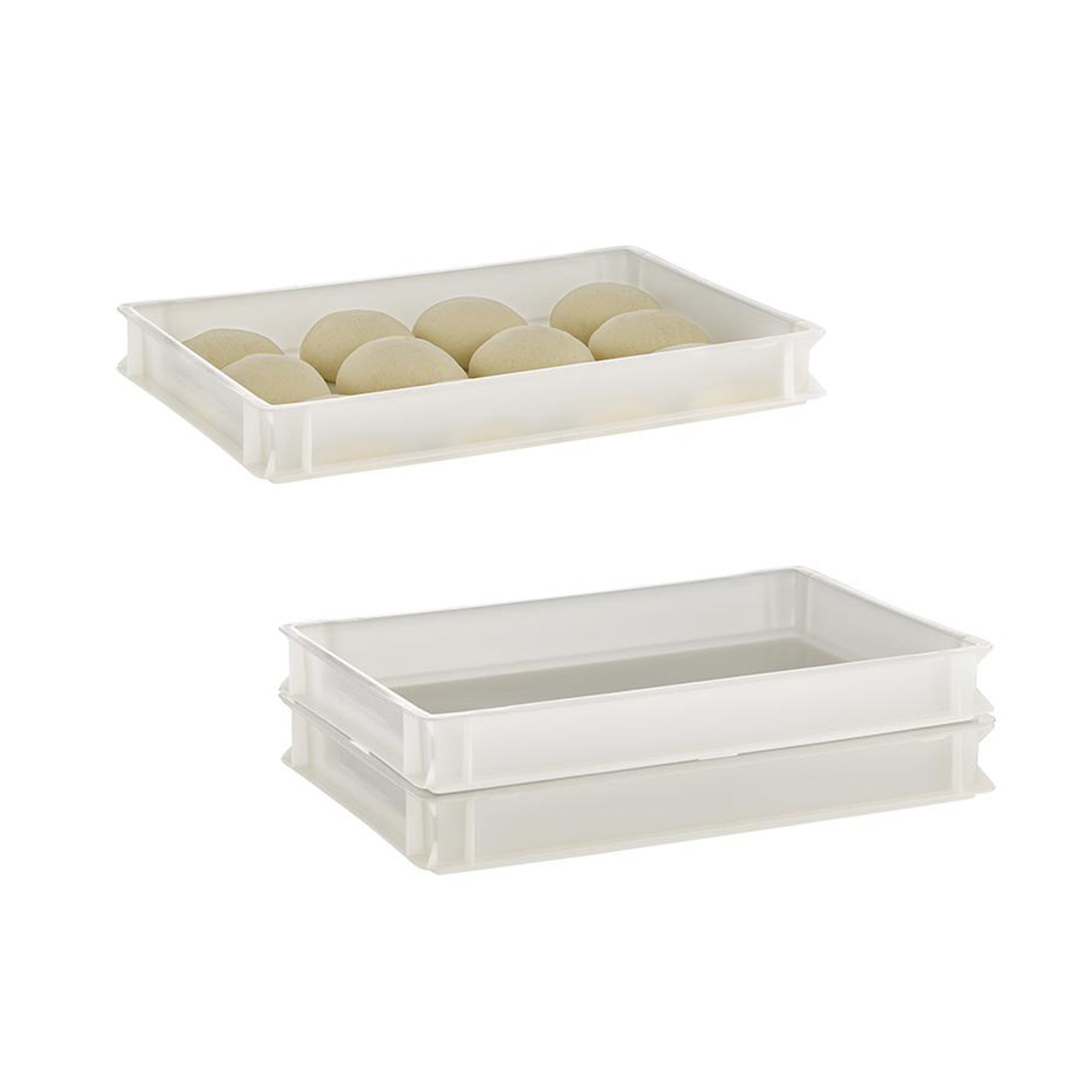 Vasche di plastica bianche, due impilate vuote ed una piena di impasti per pizza