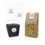 Etichette adesive prodotto da noi, tonda e rettangolare, apposte su confezioni varie