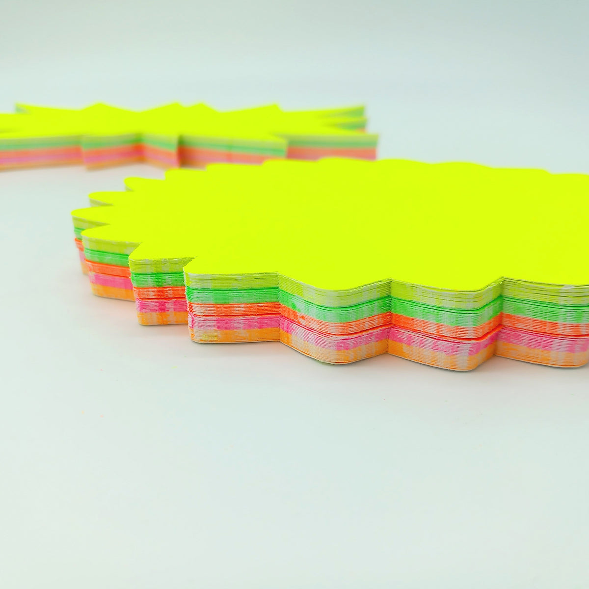 Cartellini segna prezzo, verde, fucsia e arancione fluo, rosso e giallo