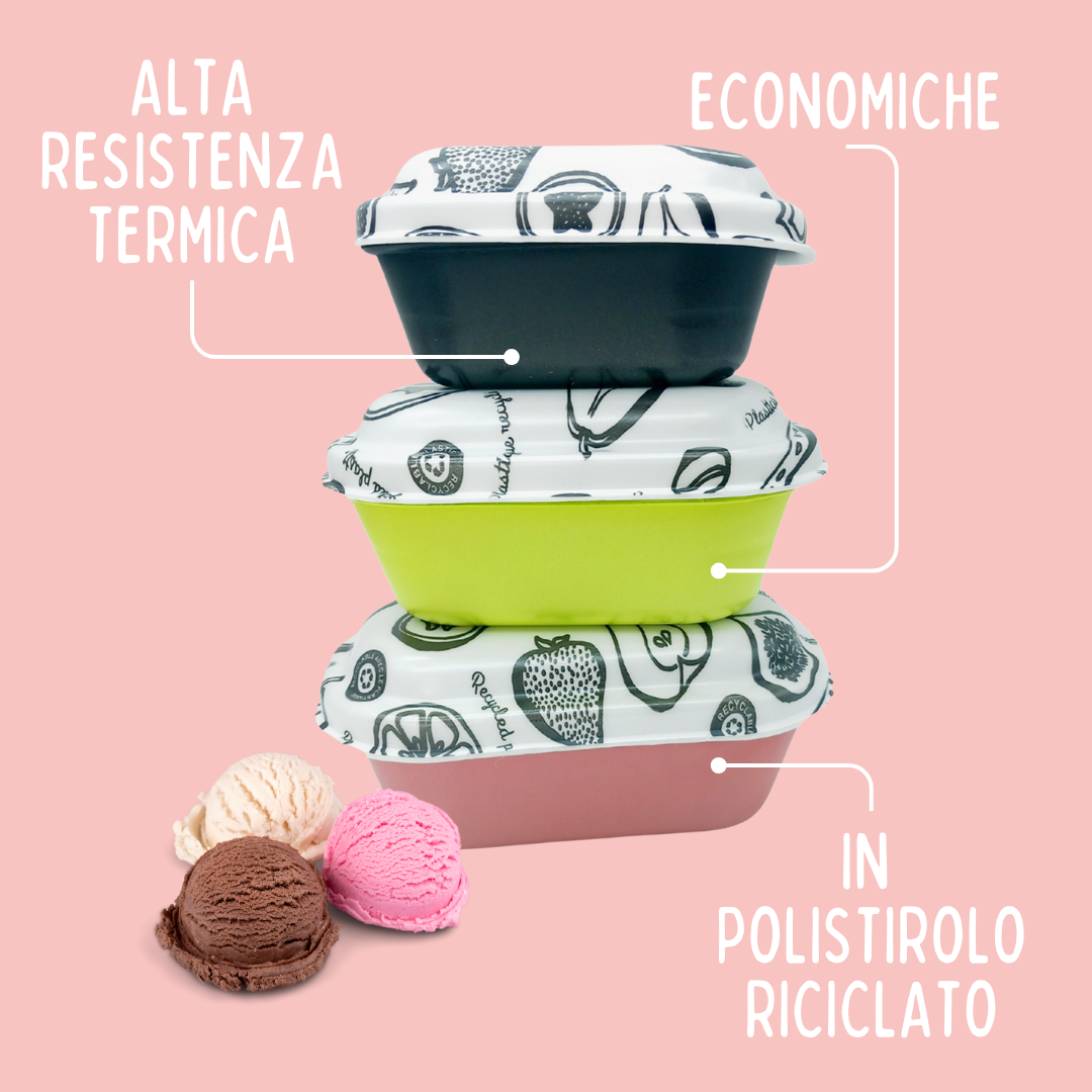 Tre vaschette per gelato con base colorata, impilate e tre palline di gelato. Scritte loro caratteristiche 