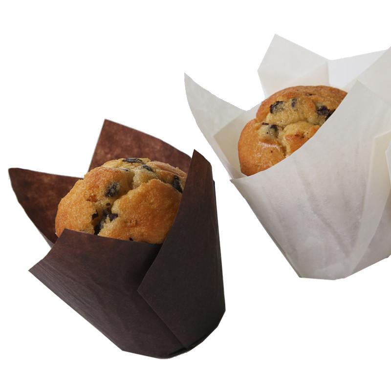 Muffin in pirottini tulipano, uno marrone ed uno bianco