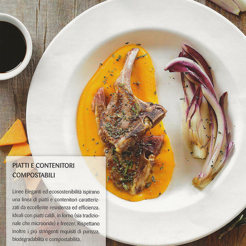 Piatto visto dall'alto con del cibo 