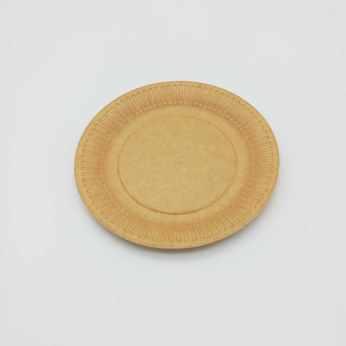Piatto di carta color avana monouso 