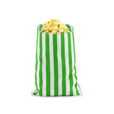 sacchetto per alimenti a righe verdi mostrato pieno di popcorn 