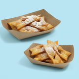 Barchette in cartoncino color avana piene di chiacchiere carnevalesche 