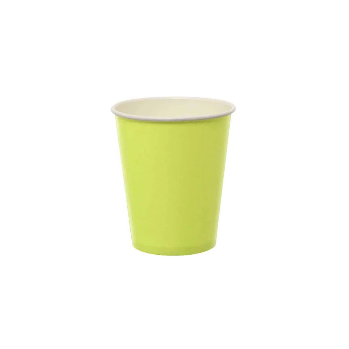 Bicchiere di carta colorato verde acido su sfondo bianco