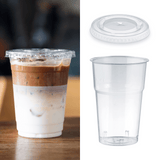 Bicchiere di plastica con coperchio, trasparente, monouso, mostrato vuoto e pieno 