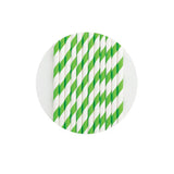 Dettaglio di cannucce a righe bianche e verdi