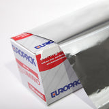 Dettaglio di confezione di rotolo di alluminio aperta