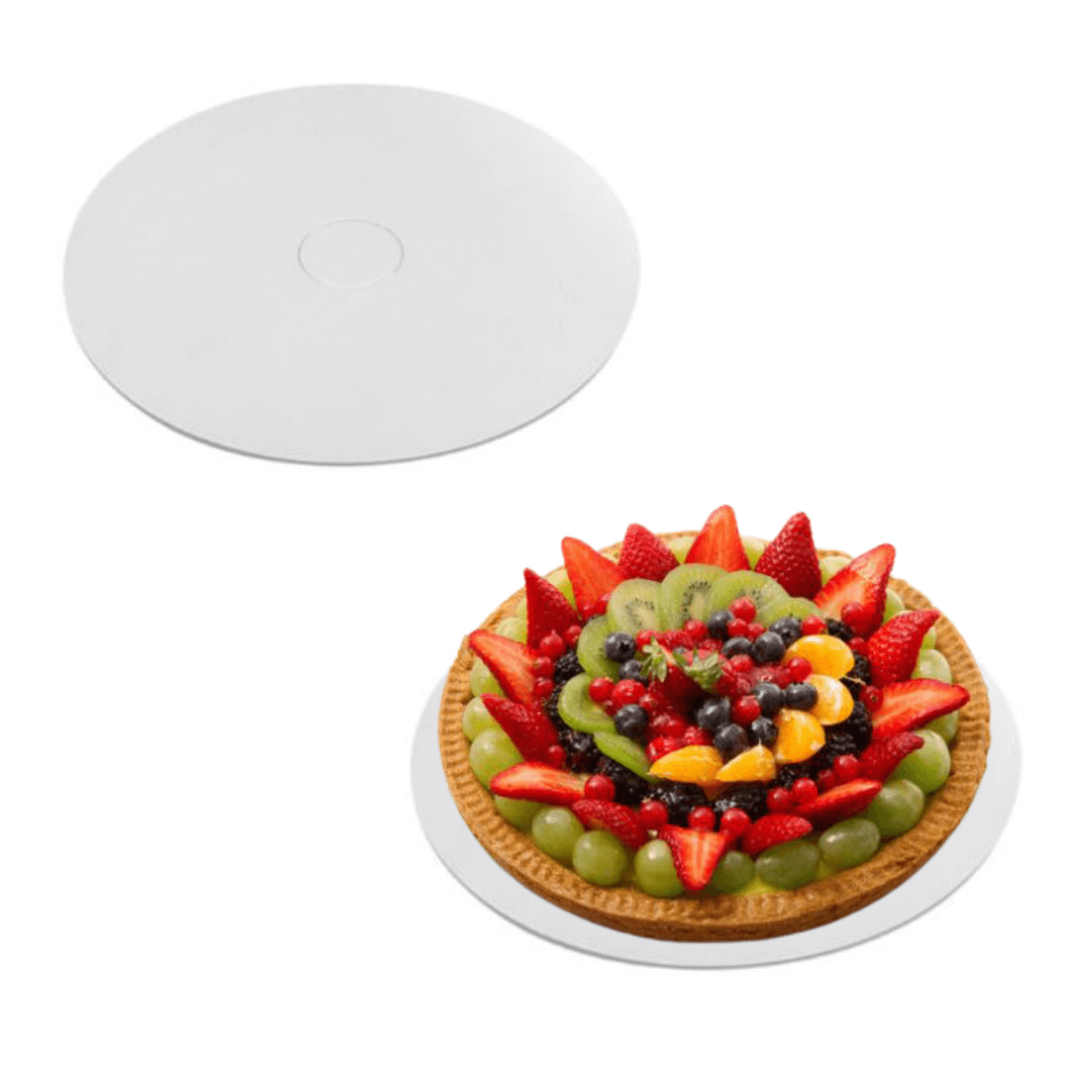 Disco tondo sottotorta bianco mostrato vuoto e con una torta sopra