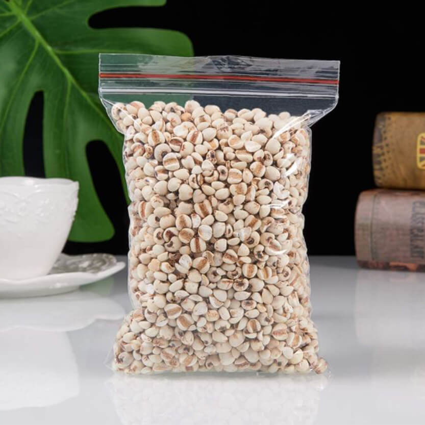 Busta con chiusura zip piena di riso soffiato 