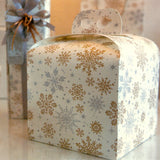 Scatola per panettone bianco panna con fiocchi di neve oro e argento 