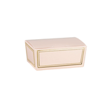 Cofanetto rosa di carta chiuso