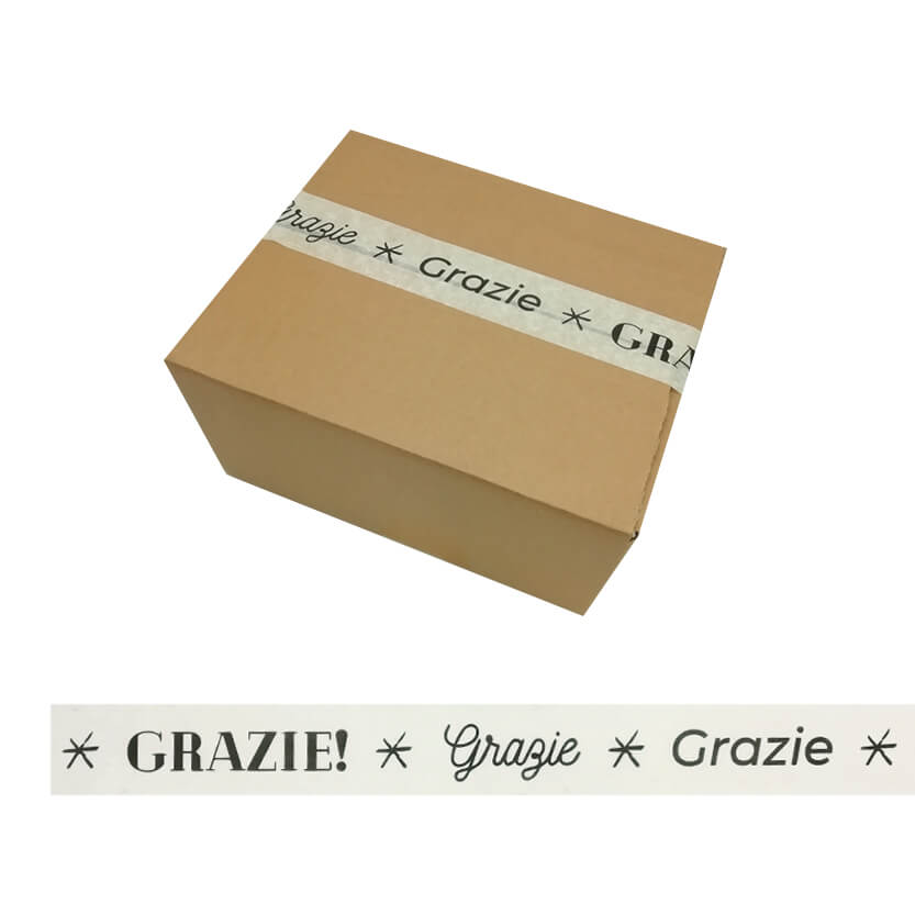 Pacco di cartone color avana chiuso con nastro GRAZIE 