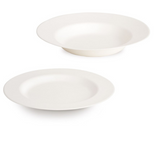 Due piatti bianchi, uno cupo ed uno piano 