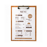 Menù fissato in un porta menu di legno