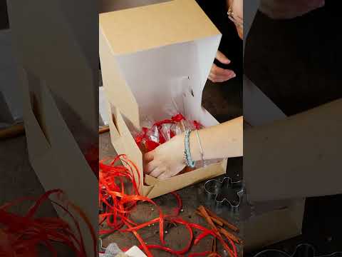 Video per scatola porta torte impilabile 