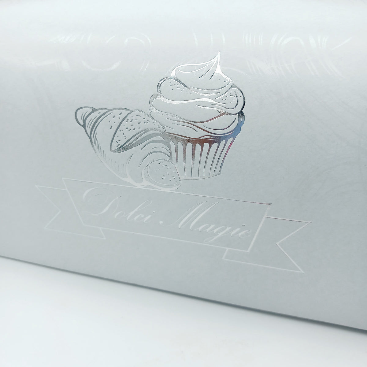 Scatola per torta bianca personalizzata con il tuo logo