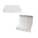 Scatola bianca per pasta fresca, mostrata aperta e chiusa 