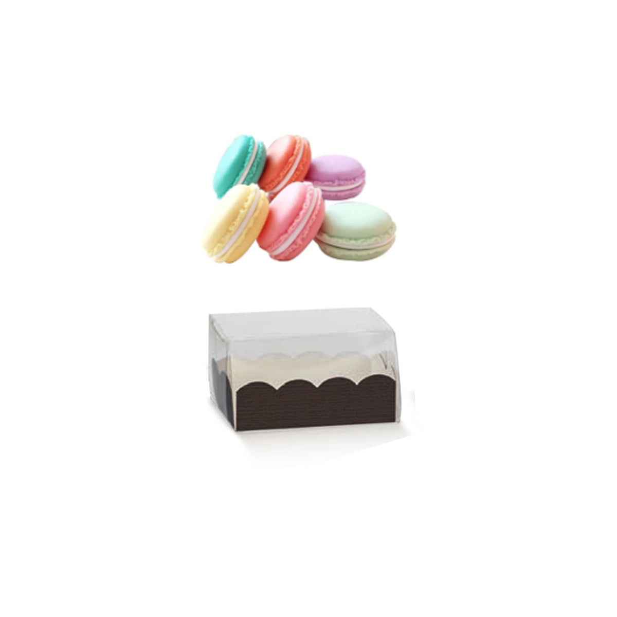Scatola per macarons marrone  con accanto dei macarons 
