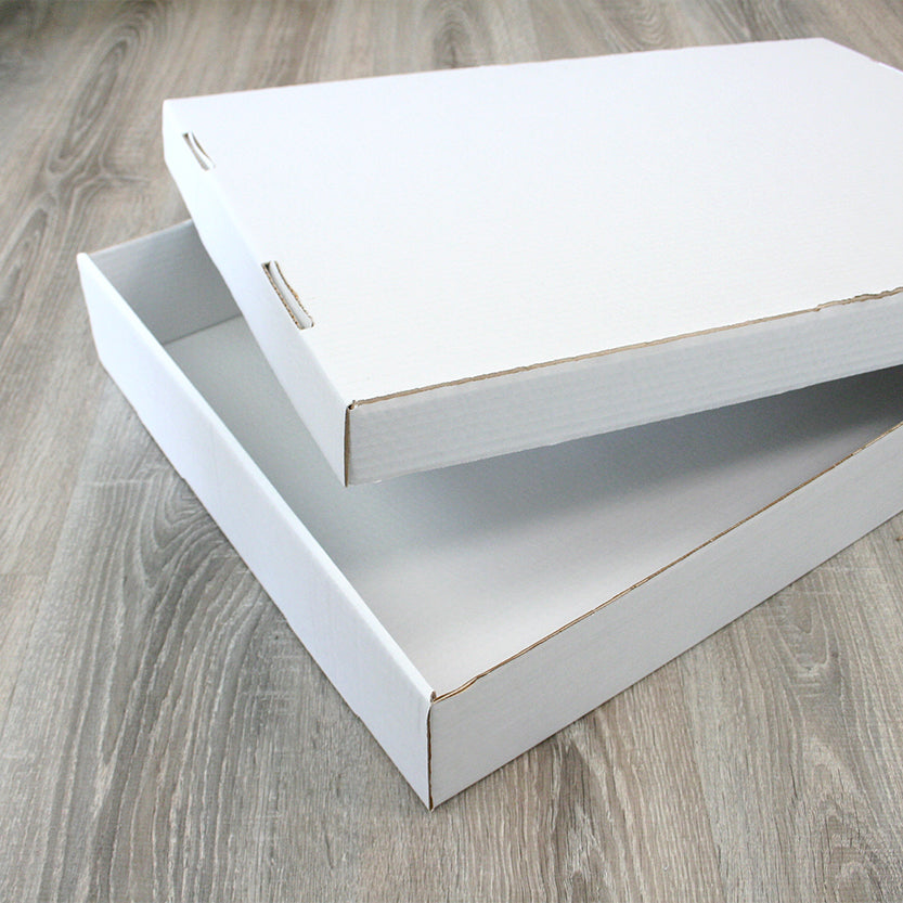 Scatola bianca di cartone porta pasta 