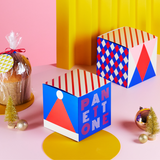 Scatola panettone circus con dettagli natalizi