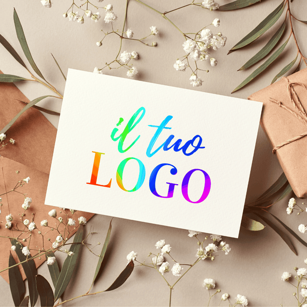 Scatola bianca con il tuo logo a colori 