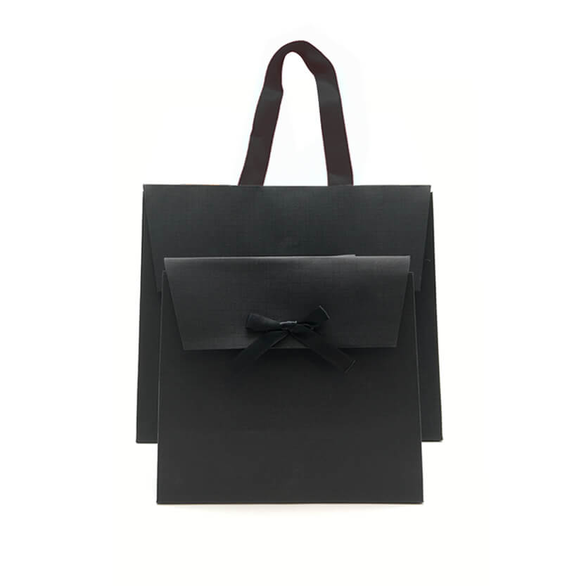 Shopper elegante di carta nera 