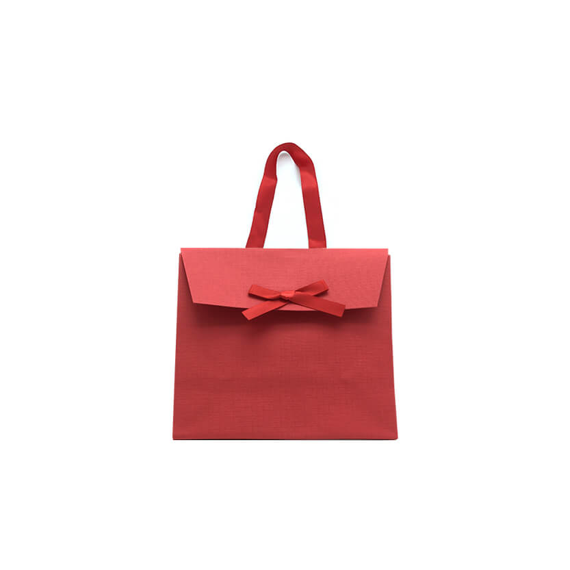 Shopper elegante rossa di carta