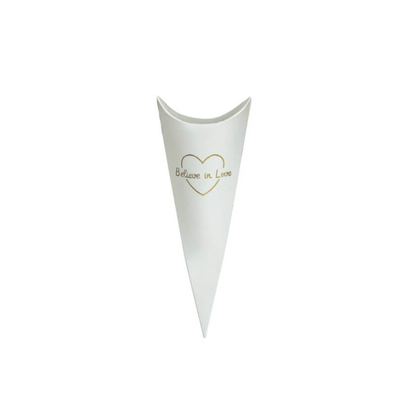 Bomboniera cono bianco con scritta believe in love 