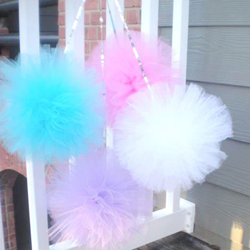 Pon pon colorati in tulle 