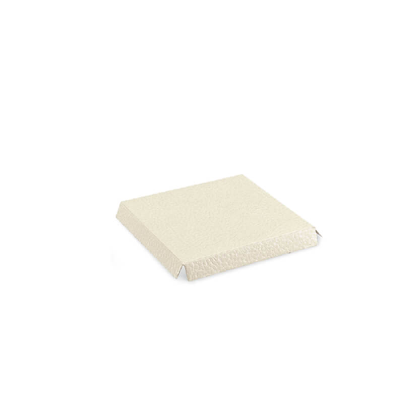 Coperchio di cartone bianco quadrato 
