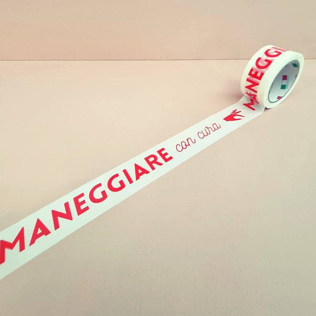 Nastro adesivo bianco personalizzato maneggiare con cura 