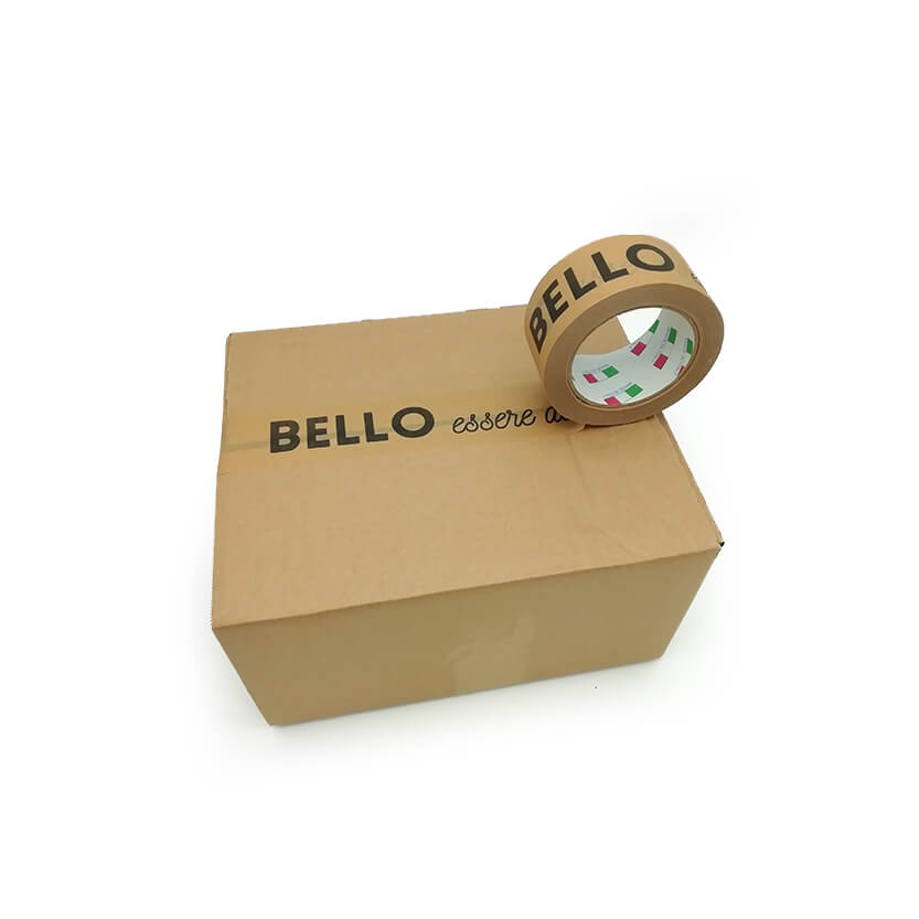 Scatola di cartone chiusa con nastro cartone personalizzato bello essere con te 