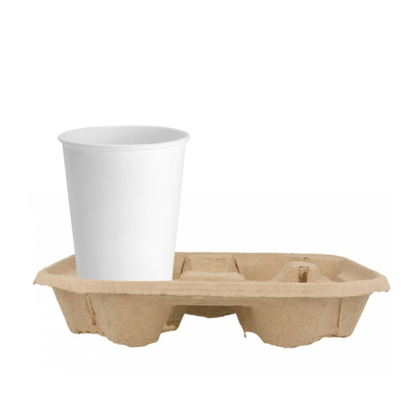 Vassoio di cartone porta bicchieri da asporto con un bicchiere bianco sopra 