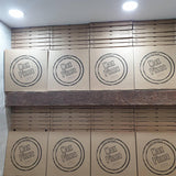 Muro di scatole per pizza color avana personalizzate 